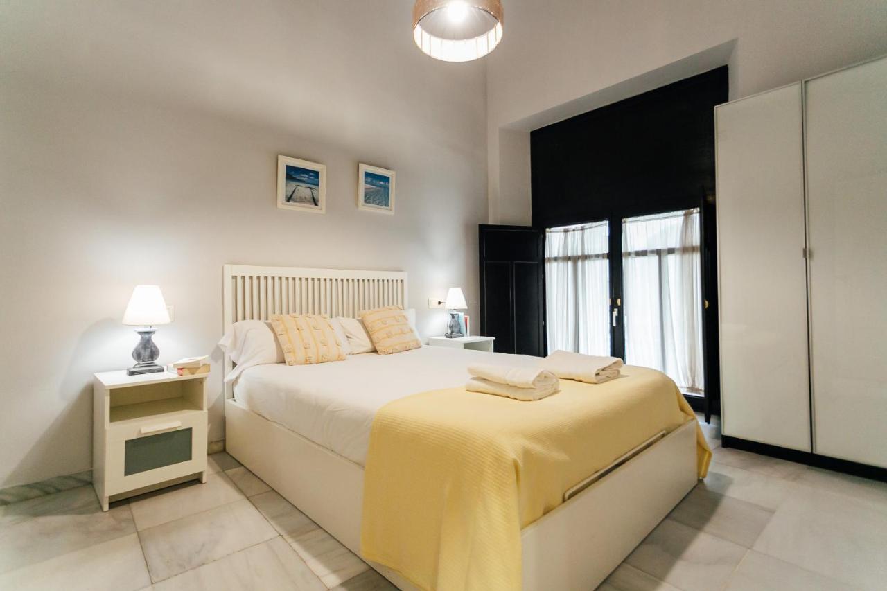 Alohamundi San Vicente Apartment เซบีญา ภายนอก รูปภาพ